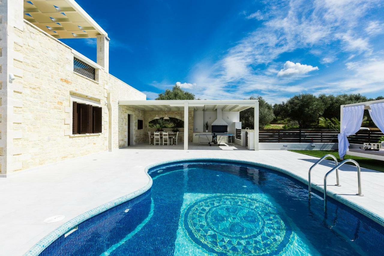 Caramel Villa, elegant escape, By ThinkVilla Pánormos Exterior foto