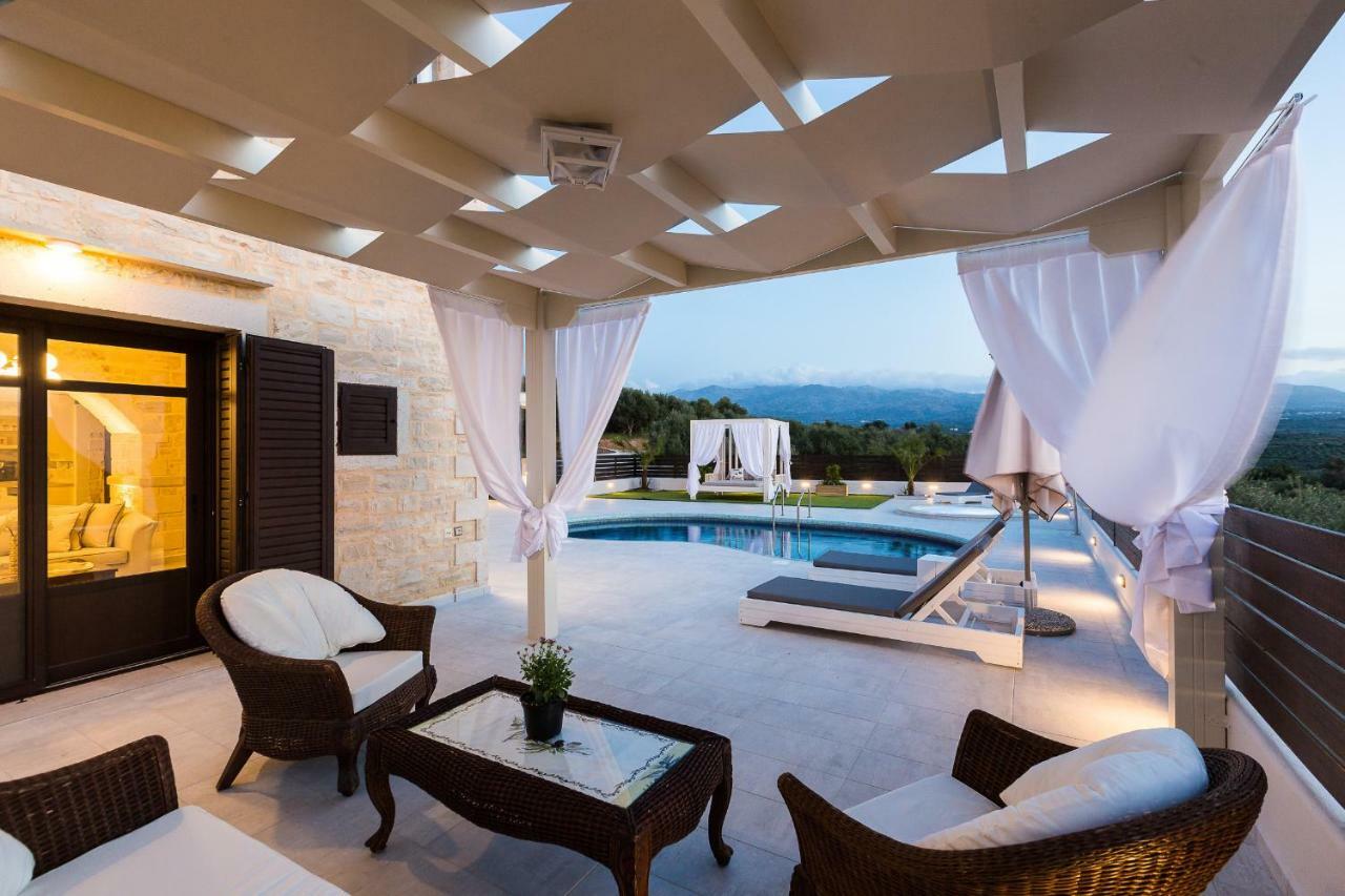 Caramel Villa, elegant escape, By ThinkVilla Pánormos Exterior foto